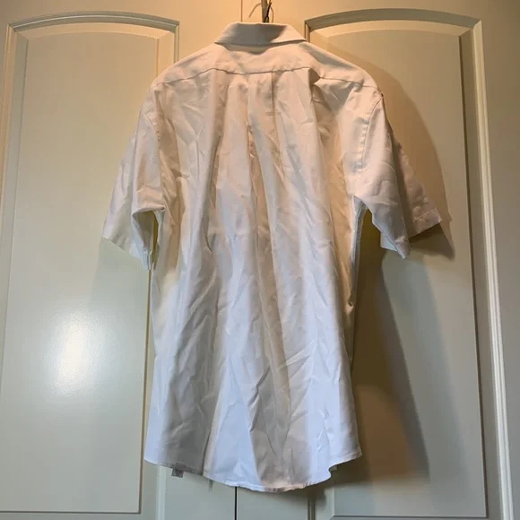 Career Club short sleeve dress shirt - Picture 2 of 3